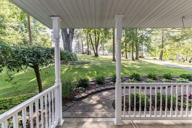 1701 Beaver Grade Rd, House other with 4 bedrooms, 3 bathrooms and 2 parking in Coraopolis PA | Image 10