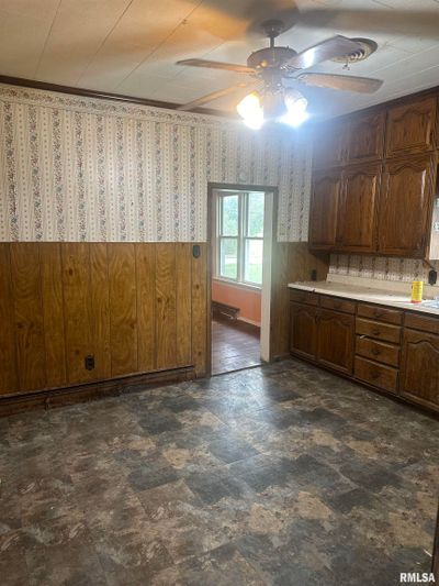 611 N Buchanan Street, House other with 3 bedrooms, 1 bathrooms and null parking in Benton IL | Image 3