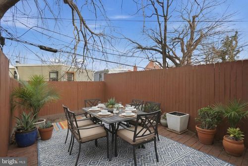 1525 6th St Nw, WASHINGTON, DC, 20001-2420 | Card Image