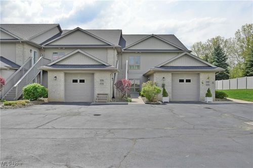 578 Lakeview Blvd, Lake Milton, OH, 44429-9689 | Card Image