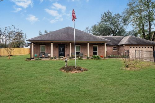 714 Quail Hollow Dr, Huntsville, TX, 77340 | Card Image