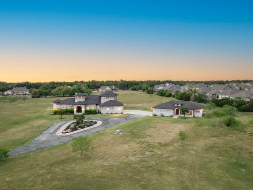 124 Park Place Dr, Georgetown, TX, 78628-6880 | Card Image