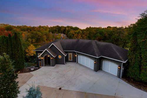 5966 Blackberry Trl, Inver Grove Heights, MN, 55076-1558 | Card Image