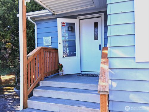 36-815 124th St Sw, Everett, WA, 98204-5670 | Card Image