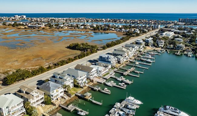 B - 440 Causeway Dr, Condo with 3 bedrooms, 3 bathrooms and 1 parking in Wrightsville Beach NC | Image 65