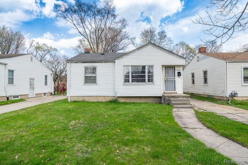 19178 Dwyer St, Detroit, MI, 48234-2618 | Card Image