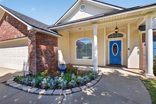 418 Heritage Dr, Bossier City, LA, 71112-8717 | Card Image