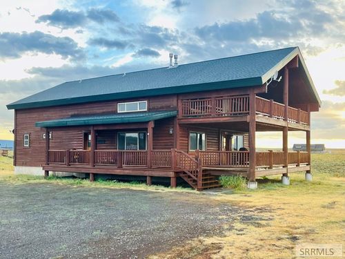 3797 Taylor Mountain Dr, Island Park, ID, 83429 | Card Image