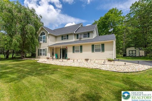 2175 Village Rd, Effort, PA, 18330-7750 | Card Image