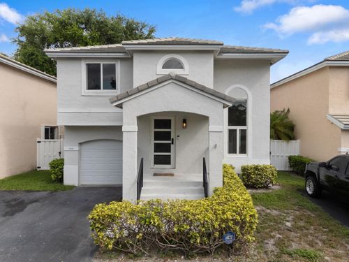 9859 Nw 2nd St, Plantation, FL, 33324-7222 | Card Image