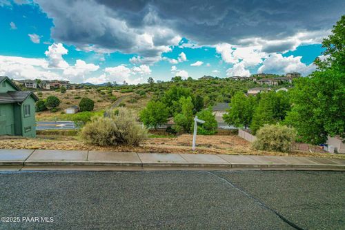 1715 Birdsong, Prescott, AZ, 86301-1227 | Card Image
