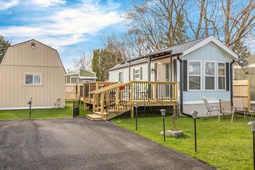 280 Misty Rdg, Mchenry, IL, 60051-3074 | Card Image