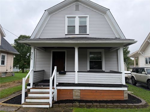 215 E Friend Street E, Columbiana, OH, 44408 | Card Image