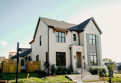 2037 Hector Dr, Thompsons Station, TN, 37179-2219 | Card Image