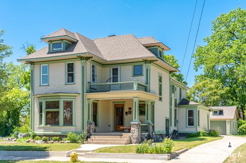 427 James Ave Se, Grand Rapids, MI, 49503-5416 | Card Image
