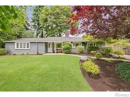 10424 Ne 17th St, Bellevue, WA, 98004-2835 | Card Image