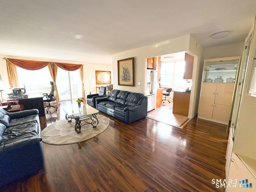 9c-50 Glenbrook Rd, Stamford, CT, 06902-2951 | Card Image
