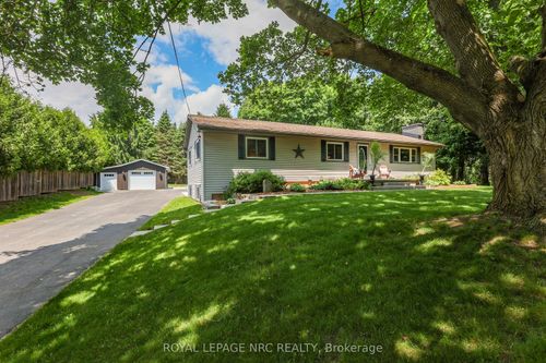 577 Canboro Rd, Fenwick, ON, L0S1C0 | Card Image
