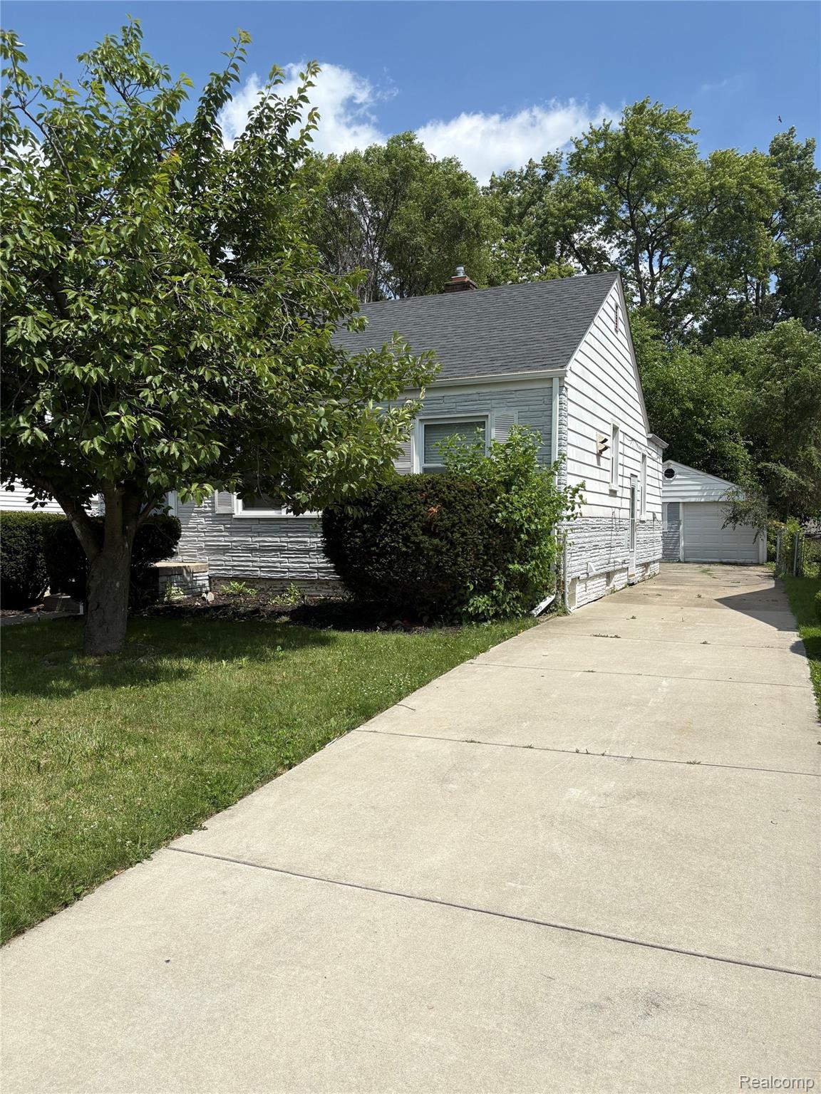 Residential in Harper Woods 4