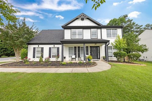 8320 Mayfern Dr, Fairburn, GA, 30213-4207 | Card Image