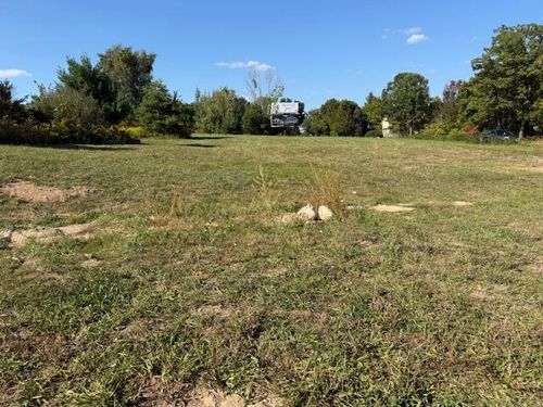 10201 S Mason Dr, Grant, MI, 49327-9605 | Card Image