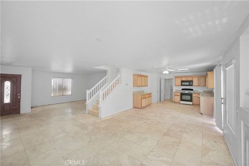 15372 Brandon Ln, Fontana, CA, 92337-9044 | Card Image