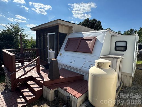 108 Robin Ln, New London, NC, 28127 | Card Image