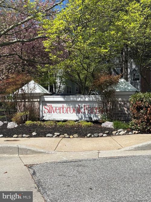 304-4409 Silverbrook Ln, OWINGS MILLS, MD, 21117-4999 | Card Image