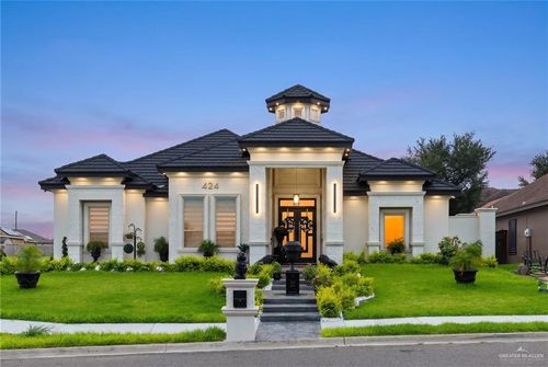 424 Palm Shores Boulevard, Rio Grande City, TX, 78560 | Card Image