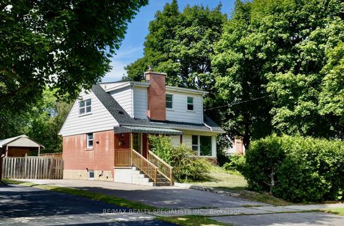 2363 Parkway Dr, Burlington, ON, L7P1T4 | Card Image