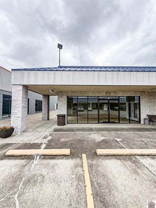 375-375 Outlet Avenue, Eddyville, KY, 42038 | Card Image