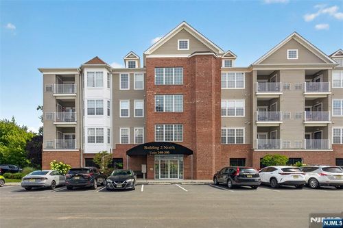 256 Cory Ln, Elmwood Park, NJ, 07407-3230 | Card Image