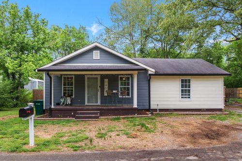 419 E Commerce St, Waverly, TN, 37185-1726 | Card Image