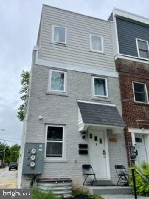 412 20th St Ne, WASHINGTON, DC, 20002-4704 | Card Image