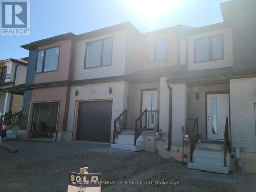 117 Mattingley Street, Brant (Paris), ON, N3L2M2 | Card Image