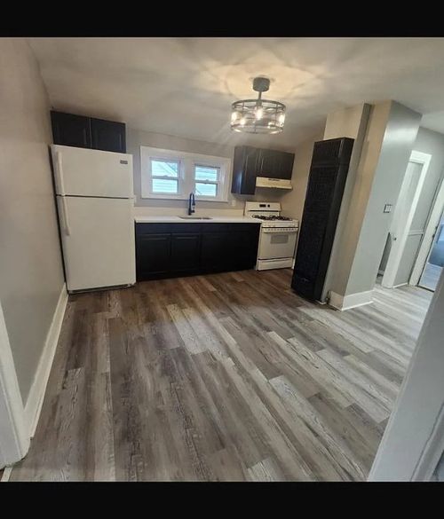 2-29 Princess Ave, Cranston, RI, 02920-6705 | Card Image