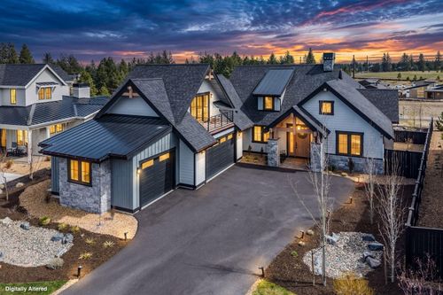 3267 Nw Celilo Ln, Bend, OR, 97703-2288 | Card Image