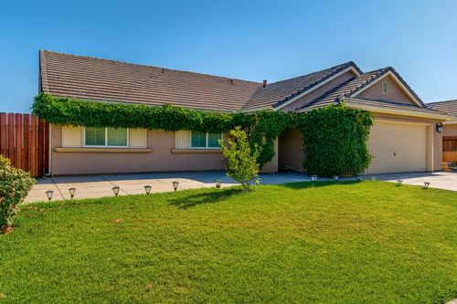 1537 Cardinal Street, Los Banos, CA, 93635 | Card Image