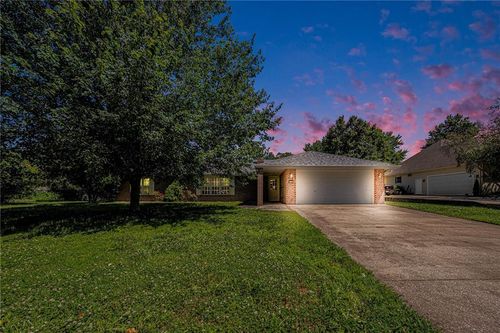 1306 Minuteman Dr, Plattsburg, MO, 64477-9442 | Card Image