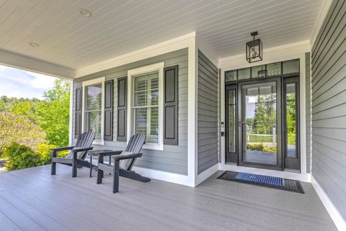 84 Magnolia Ln, Yarmouth, ME, 04096-4402 | Card Image