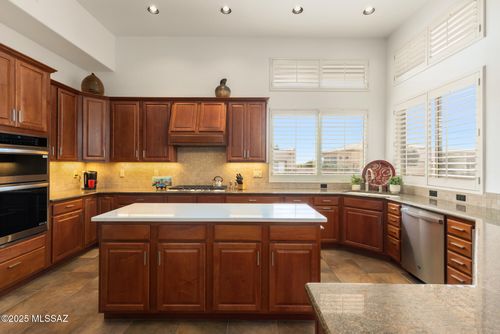 13807 N Maxfli Drive, Oro Valley, AZ, 85755 | Card Image