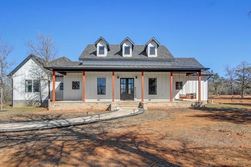 142 Anderson Ln, Red Rock, TX, 78662 | Card Image