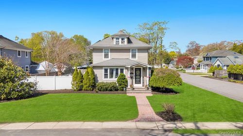120 Cherry Avenue, Islip, NY, 11796 | Card Image
