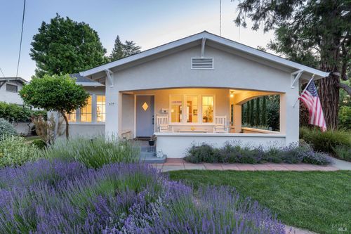 439 4th Street E, Sonoma, CA, 95476 | Card Image