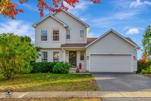 1516 Bluestem Lane, Minooka, IL, 60447 | Card Image