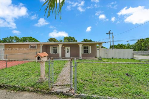 3651 W 2nd Ct, Hialeah, FL, 33012-4302 | Card Image
