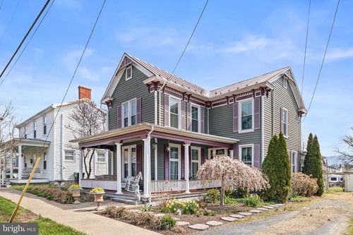 207 S Muhlenberg St, WOODSTOCK, VA, 22664-1465 | Card Image