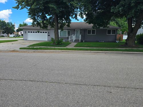 1101 7th Ave Sw, Pipestone, MN, 56164-1044 | Card Image