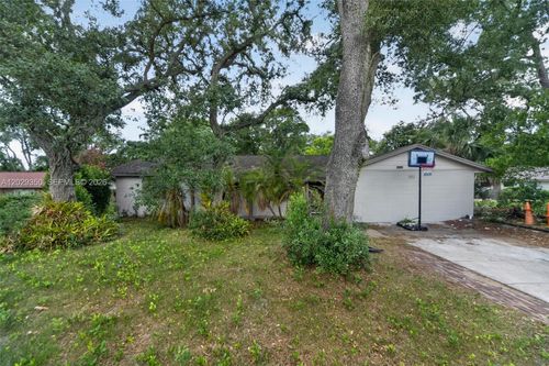 570 N Hart Blvd, ORLANDO, FL, 32818-6834 | Card Image