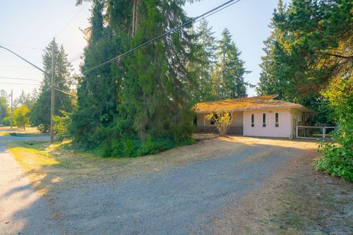 2237 Blue Jay Way, Nanaimo, BC, V9X1G7 | Card Image